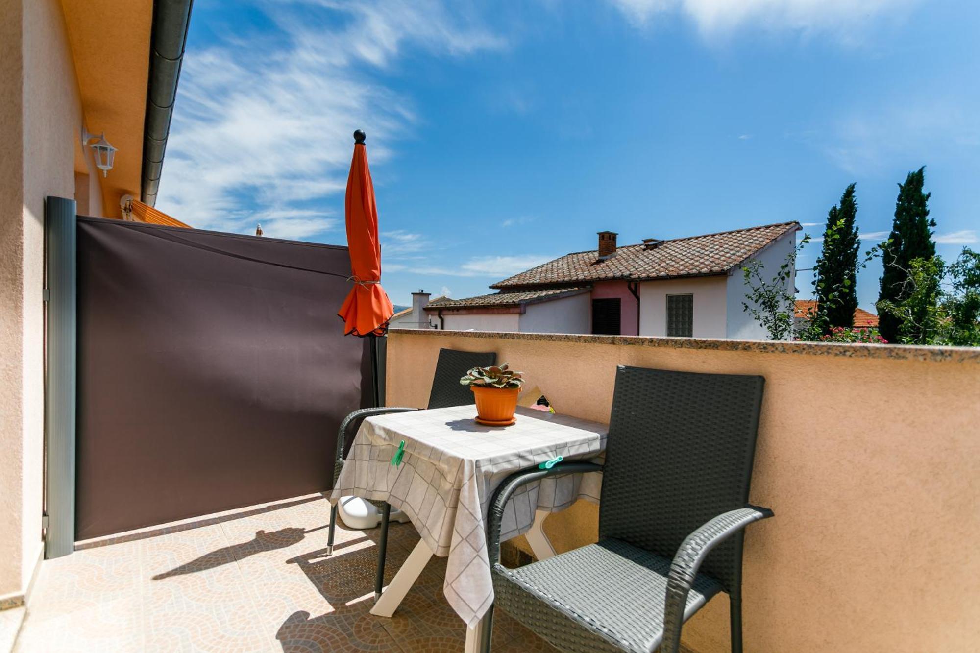 Holiday House Snjezana Krk Town Εξωτερικό φωτογραφία