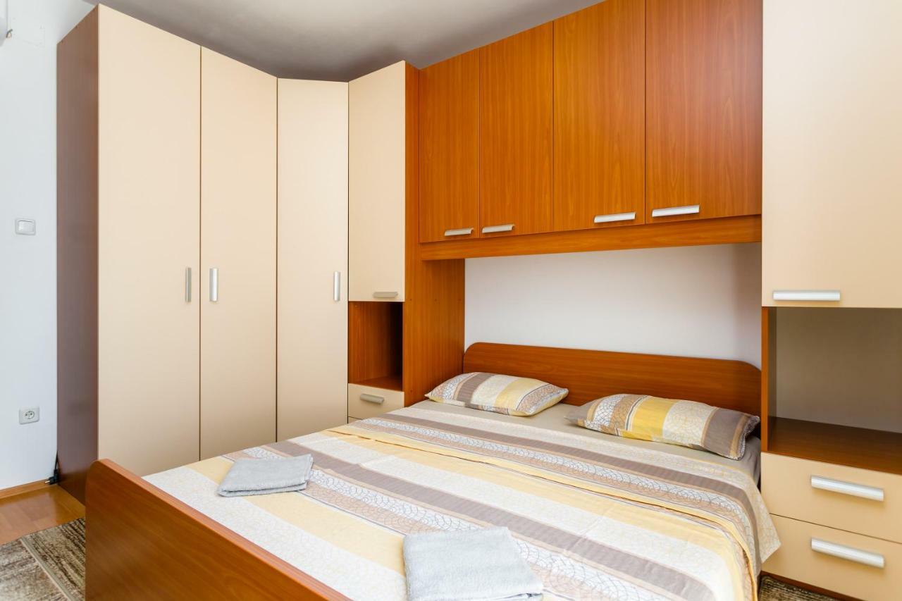 Holiday House Snjezana Krk Town Εξωτερικό φωτογραφία