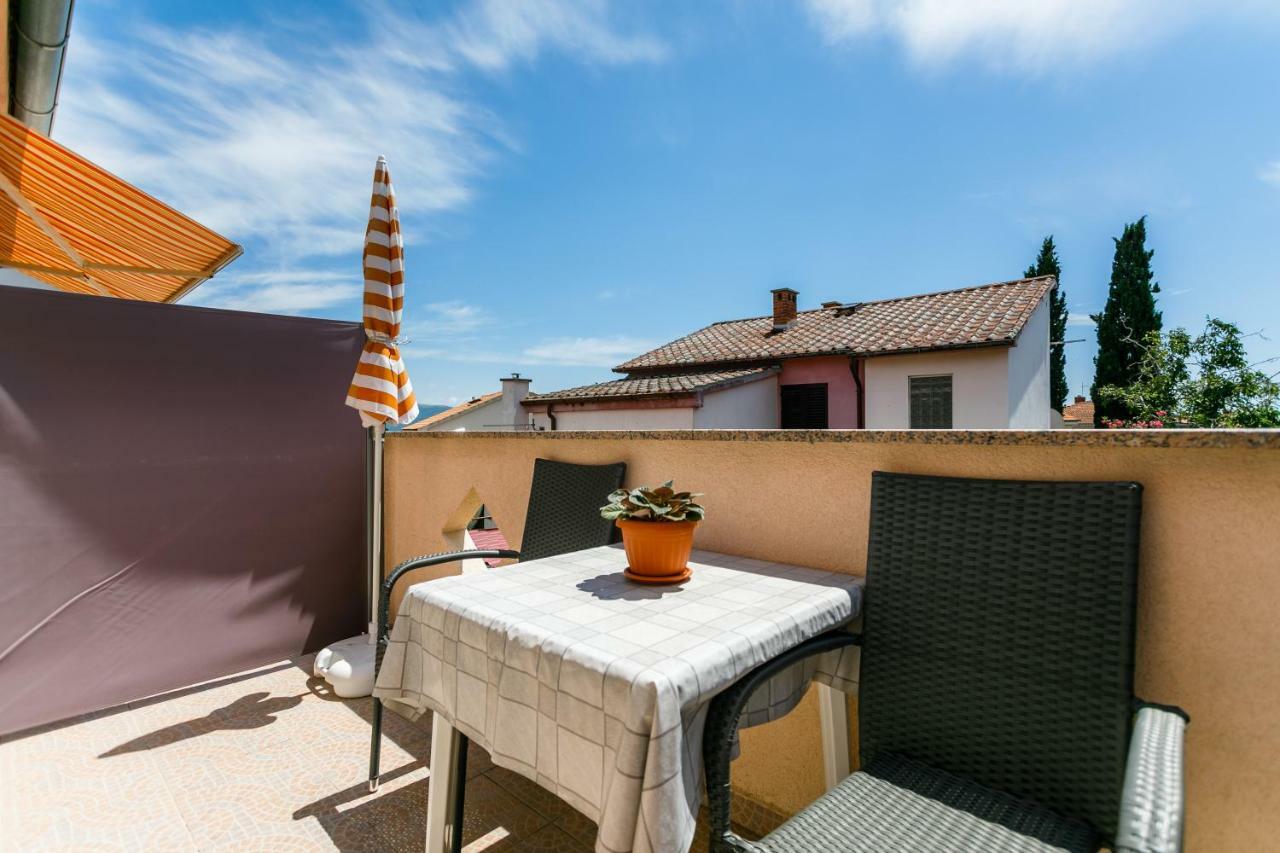 Holiday House Snjezana Krk Town Εξωτερικό φωτογραφία